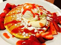 -Pancakes on the rocks(Darling Harbour)