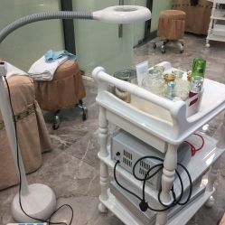 -清颜专业祛痘连锁店