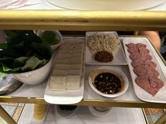 -前门·鲜肉火锅(长风店)