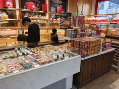 零售区-TOUCH泰奇(奉贤宝龙城市广场店)