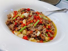 白露村炒黄牛肉-费大厨辣椒炒肉(高铁吾悦广场店)