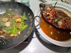 -费大厨辣椒炒肉(高铁吾悦广场店)