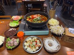 -黔有有贵州酸汤夺夺粉火锅(五味十字店)