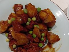 小厨红烧肉-峨嵋小镇·川菜(勒泰中心店)