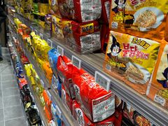 -胖东来生活广场(健康路店)