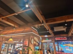-巴卤社老火锅(财富店)