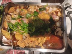 -后街佬·炭火鲜鱼杂(南城店)