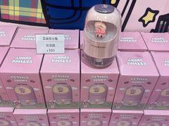 -梅龙镇广场