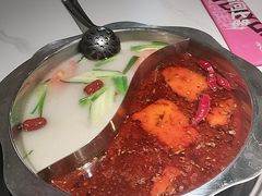 -佰人王串串香火锅(洋珠巷店)