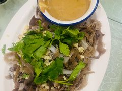 -六顺园清真回族饭店(工程街店)