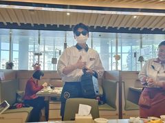 -海底捞火锅(新松江路生日主题店)