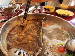 -老石黑山羊毛驴肉火锅(金凯广场店)