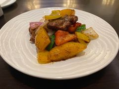 蜜椒黄桃牛仔骨-臻萃轩中餐厅(国家会展中心店)
