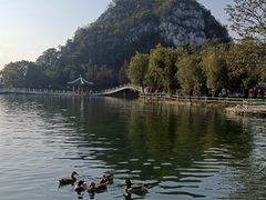 -星湖旅游景区七星岩