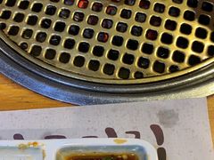 沾碟-唯成•韩国炭火烤肉 유성고기