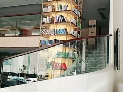 -深圳龙华大浪商业中心亚朵X酒店