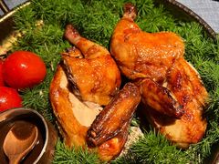 -弦月窗LUNETTE BY AMANDA(复兴路店)