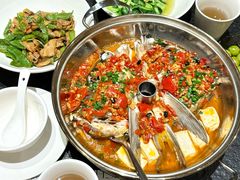 -鱼鲜饭香·招牌汽锅剁椒鱼头王