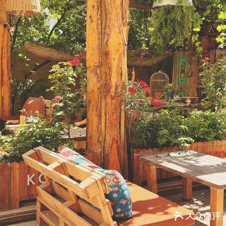 藏在乌鲁木齐老巷的宝藏咖啡馆