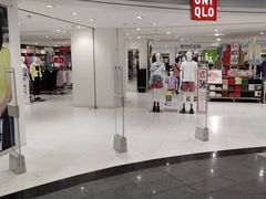 -优衣库(上海正大广场店)