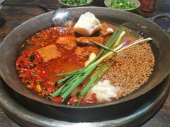 -四小区火锅·巷子里的重庆火锅(花照壁店)