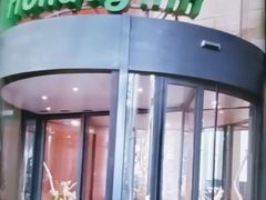 -上海浦东康桥绿地假日酒店