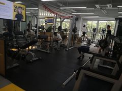 -超鹿运动(五四路恒力城店)