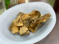 炸鱼皮-榮泰米粉湯(Left Shop)