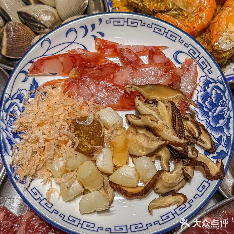 必吃榜没有骗我，这家粥底火锅好吃到无语！