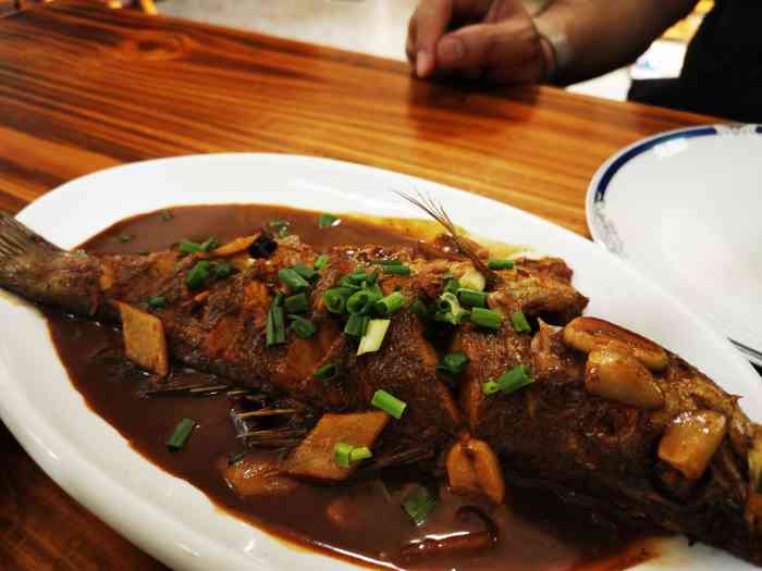 国强饭店-"农家乐,胜在新鲜,想吃野生鱼虾蟹的可以尝.