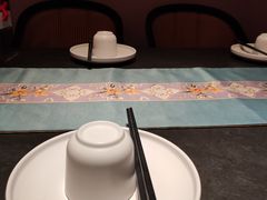 -鸽子侯·家宴·平价海鲜(市图书馆店)