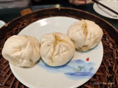 虾仁肉包-草包包子铺1937(普利街店)