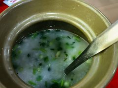 -先鲜鲫鱼粥