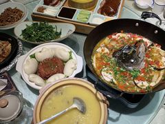 -九头鹰家宴(岳家嘴店)