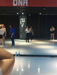 -DNA舞室