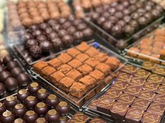 -Laderach 莱德拉(上海环贸iapm店)