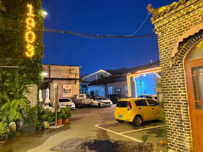 小马扎大排档·小核桃碳烤肉(造纸厂总店)-"等待俩小时,建议提前电话