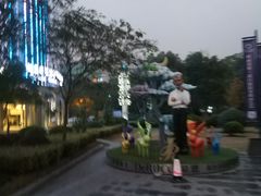 -红星美凯龙国际家居博览中心至尊mall停车场