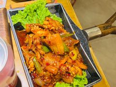 辣酱五花肉铲子-小木屋米酒店总店