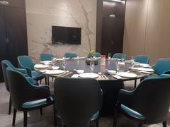 -忆江南·临江鱼馆