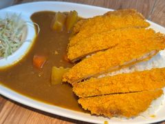 日式猪排咖喱饭-玛格萝妮比萨屋(陆家浜路店)