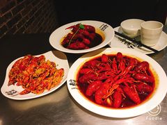 -龙巢盱眙龙虾·牛蛙·烧烤宵夜(八卦岭店)