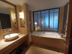 -广州天河希尔顿酒店