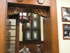 -梅龙镇酒家(南京西路总店)