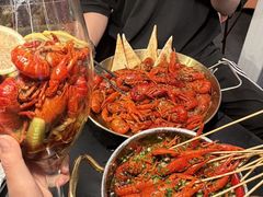 -何师烧烤Pro ·小龙虾·江湖川菜·精酿啤酒(太古里店)