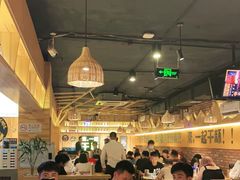 大堂-平娃三宝烧烤·面食(南小街店)