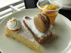 -澳门旅游塔360°旋转餐厅(南湾湖广场店)