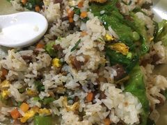 牛肉炒饭-胡须佬鸡煲四季火锅(龙珠大道店)