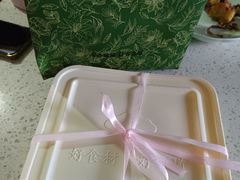 -连鹭海鲜·海肠捞饭·海胆饭(星海店)