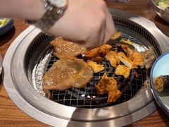 -明洞阿姨·韩式酱蟹烤肉·创意料理(三元桥店)